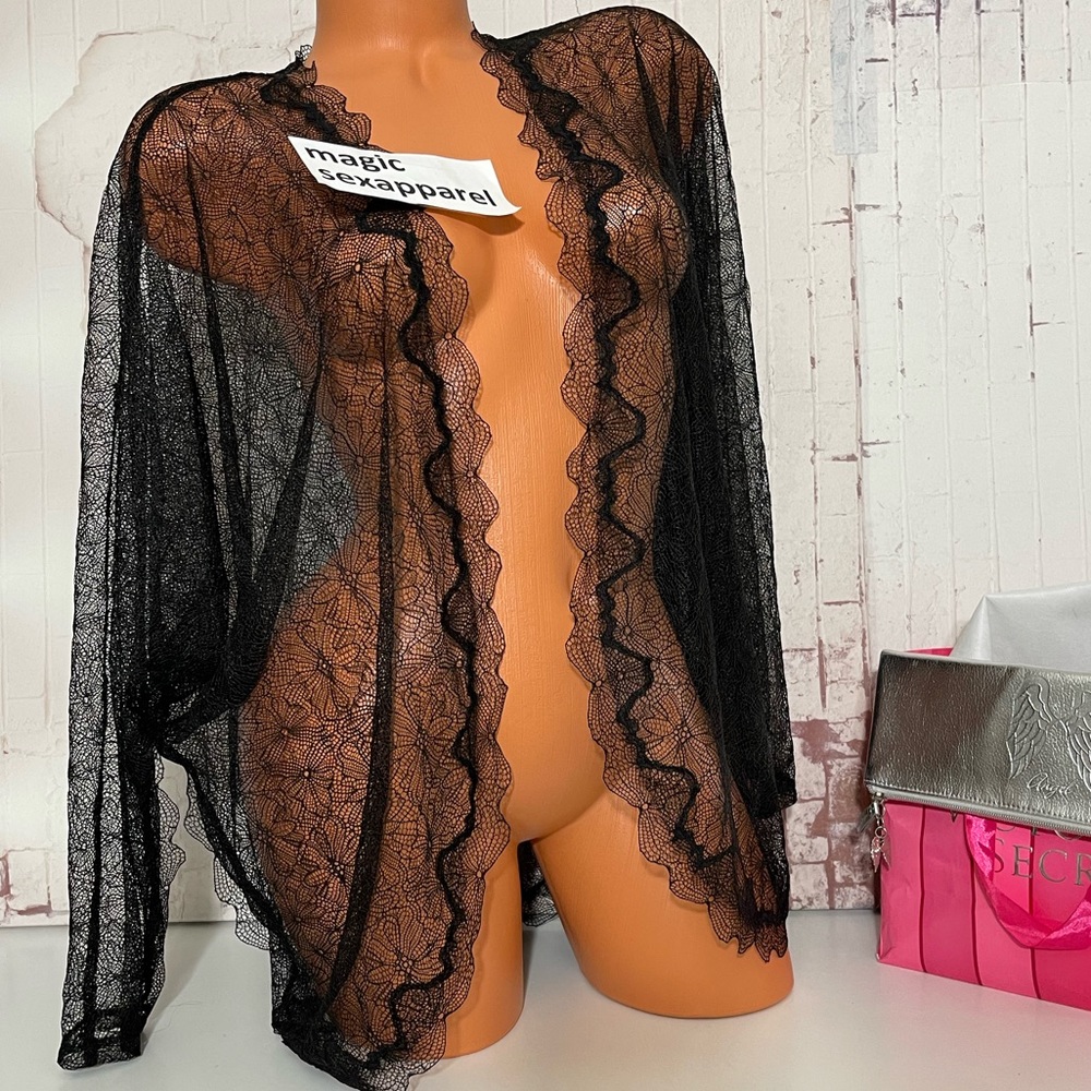 VS M/L VERY SEXY FLORAL LACE ROBE KIMONO LINGERIE - Picture 1 of 2